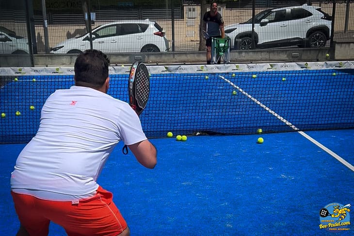 Sergi Rodriguez Fernandez an action player preparing to go to the net from Saudi Arabia during the Intensive Padel Clinic of eventbooking.top and bee-padel.com in, Barcelona, Black Crown, Nox
