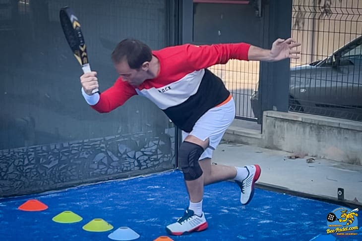 Padel player from Angola, practising of the wall forehand low and high during the Padel Experience at the Padel Clinic, Academy, Barcelona, Spain, Asics, Under Armour, BullPadel, Apache. Faqs