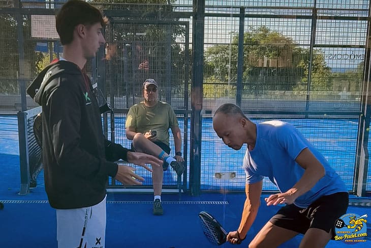 Dutch and Suriname Padel player learning to stand sideways during the Padel Clinic, Academy, Maresme, Catalunya, Barcelona, Spain of Eventbooking.top and Bee-padel, Head
