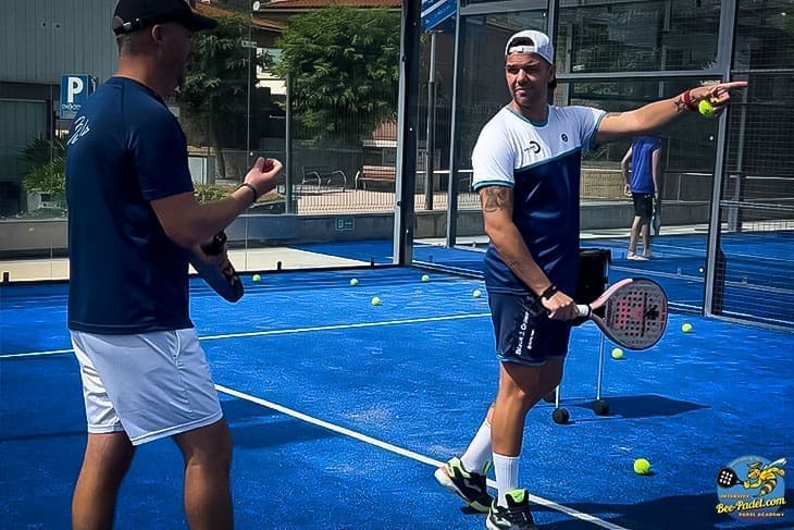 Top level communication between player and padel coach