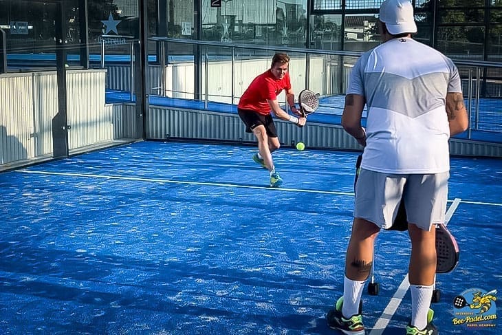 Of the wall backhand session by padel coach for experienced padel players
