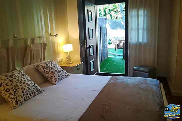 Cozy room at B&B Villa Cal Music with a spacious private terrace for relaxing outdoors