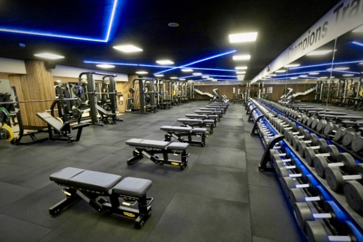 Eventbooking.top exclusive fitness room at CNAB Barceloneta, Barcelona, for padel training