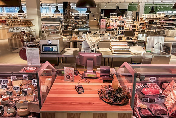 Fresh food market pop-up at Sorli Emocions hotel near SorliSport in Vilassar de Dalt, Barcelona